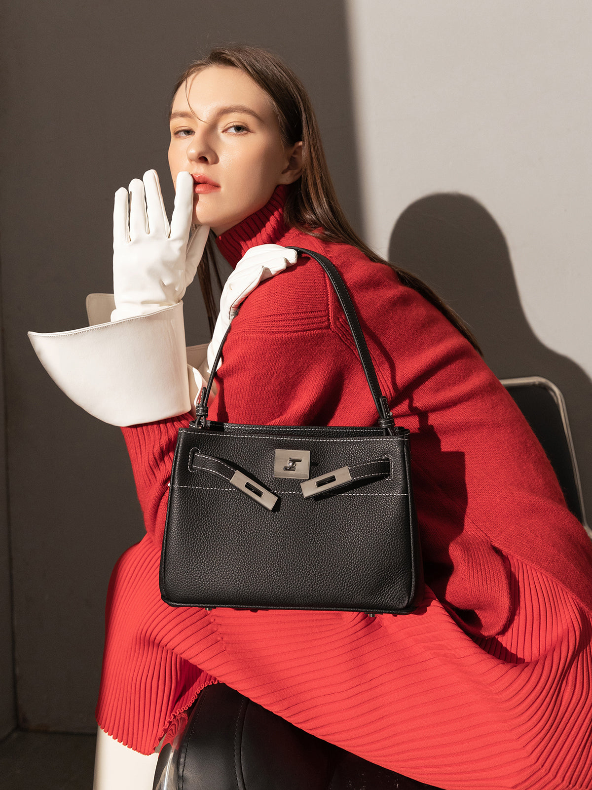 Classic Leather Box Bag