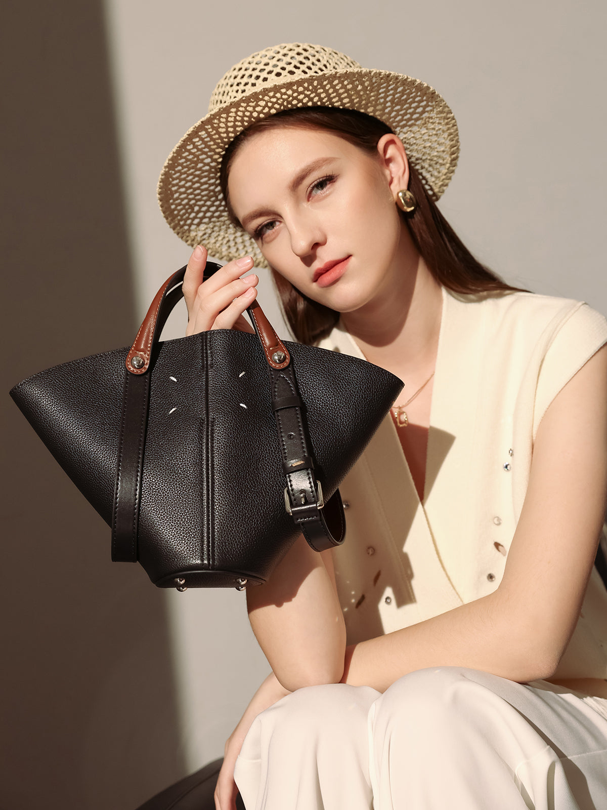 Taormina Trapezoid Top Handle Bag
